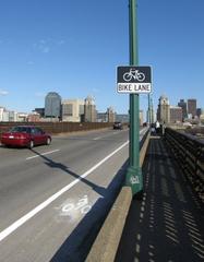 New bicycle lane sign on Longfellow Bridge