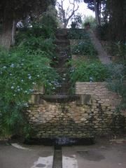 Cascada de la Font del Gat in Jardines de Laribal