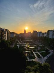 Edificio La Inmobiliaria at sunset