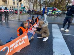 Letzte Generation climate protest interview in Munich 2022