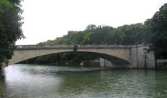 Luitpoldbrücke Munich with blue sky