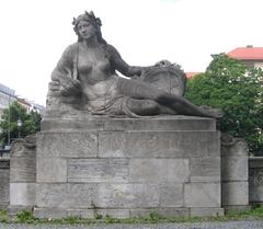 Skulptur 'Schwaben' an der Luitpoldbrücke in München