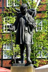 statue of a traveling merchant in Münster