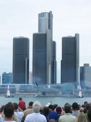 2009 Red Bull Air Race in Windsor, Ontario with Detroit skyline