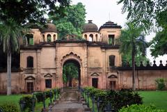 Main Gate of Sikander Bagh building