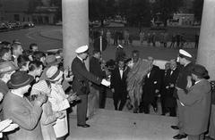 Staatspräsident von Togo Olympio im Theater am Gärtnerplatz in München