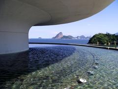 MAC - Niterói meeting of waters