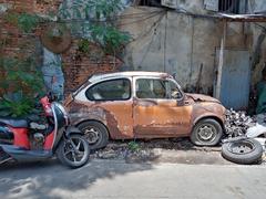 Old car in Talat Noi, Bangkok