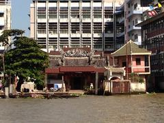 Rong Kuak Shrine, Talat Noi, Bangkok