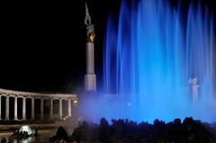 Hochstrahlbrunnen at Wiener Schwarzenbergplatz