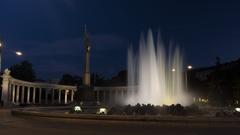 Hochstrahlbrunnen Fountain with the Russisches Heldendenkmal at night