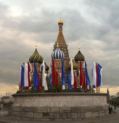 Saint Basil's Cathedral in Moscow on Victory Day 2004