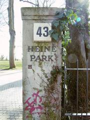 Entrance to Heine Park and Business Club in Plangesche Villa, Elbchaussee 43, Hamburg