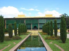 Gumbaj containing tomb of Tipu Sultan