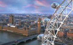 London Eye at night