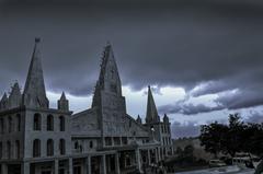 Solomon's Temple on a cloudy day