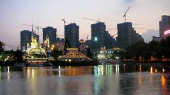 Seokchon Lake Park in Seoul during the evening without the Moon visible