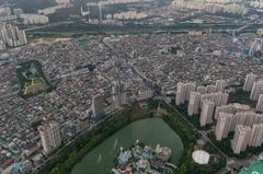 Southward view from Lotte World Tower observation deck