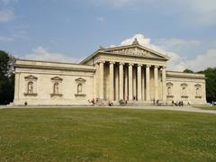 Exterior view of the Glyptothek museum in Munich, Germany