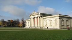 Exterior view of Glyptothek museum in Munich