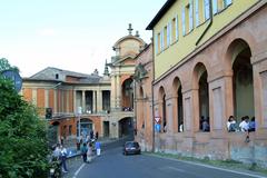 Arco del Meloncello at the start of the ascent to the Sanctuary of the Madonna of San Luca on Colle della Guardia