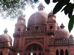 photo of a monument in Pakistan with a series of domes