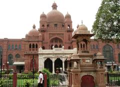 Lahore Museum panoramic view