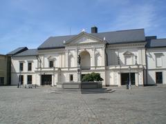 Theatre square in Klaipėda, Lithuania with Ännchen von Tharau sculpture