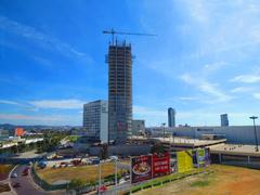 Scenic view of the Estrella de Puebla Ferris wheel