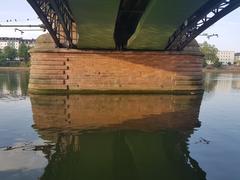 Ignatz-Bubis-Brücke over the Main River