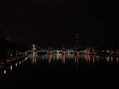 Ignatz Bubis Brücke in Frankfurt am Main at night