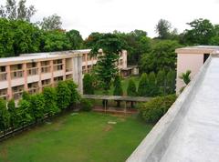 Hostel wings and lawns before renovation