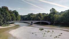 Jugendstilbrücke Kabelsteg over the Isar in Munich