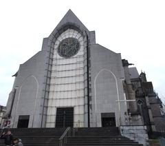 Cathédrale Notre-Dame-de-la-Treille façade in Lille