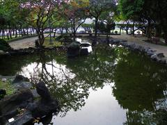 Jieshou Park Pond in the evening