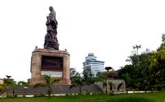 Statue of Mahatma Gandhi at Gandhi Maidan in Patna, India