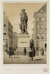 Rembrandt statue at Rembrandtplein with Reguliersdwarsstraat in the background