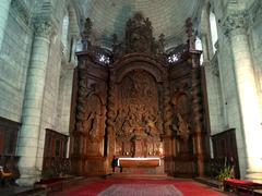 Cathédrale Saint-Front altaar