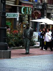 Woody Allen sculpture in Oviedo