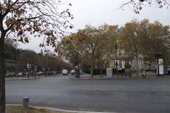 Place du Trocadéro in Paris with the Eiffel Tower in the background