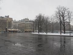 Place du Trocadéro under the snow