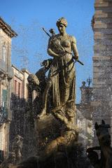 Leggenda di Aretusa fountain in Ortigia