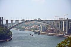 Arrábida Bridge in Porto, Portugal