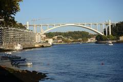 Ponte da Arrábida in Porto, Portugal