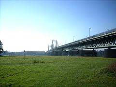 View of the Rhine Bridge between Uerdingen and Mündelheim from the southeast