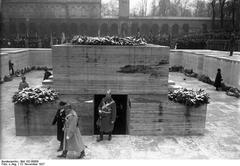 Memorial ceremony for fallen Bavarian soldiers in Munich, 1923