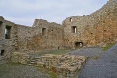 Burg Löffelstelz Burghof