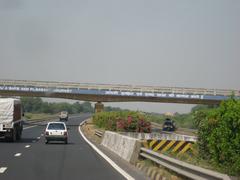 Express Way from Baroda to Ahmedabad