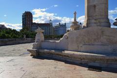 Pont de la Mar in Valencia with a bench in the foreground