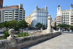 Puente del Mar and Plaza de América in Valencia, Spain